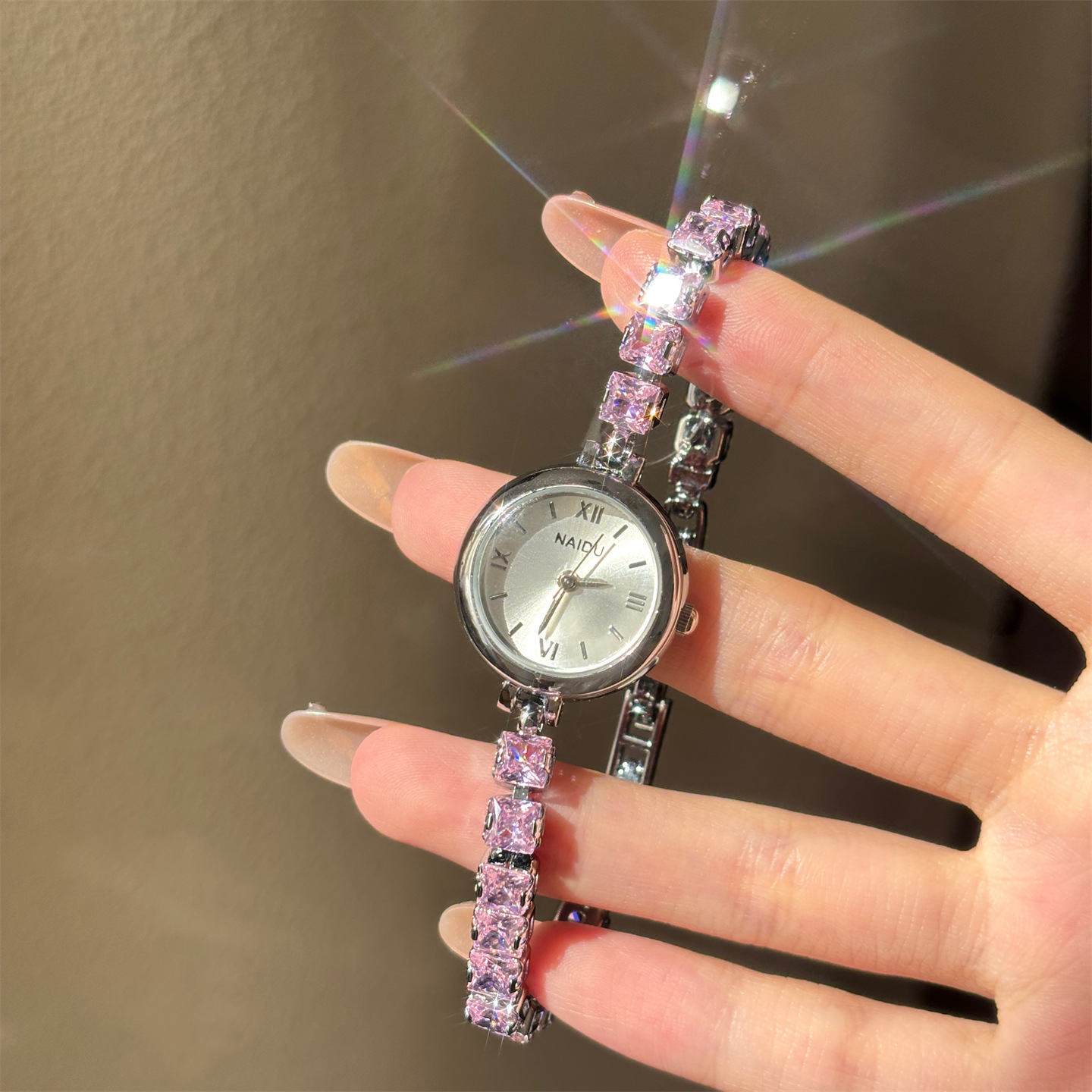 Luxury Watch Level - New Fashion Diamond-encrusted Bracelet Watch for