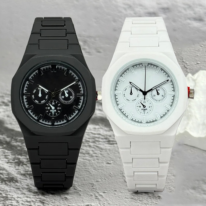 Luxury Watch Magazine - Famous Brand Fake Three-Eyed Dial Men