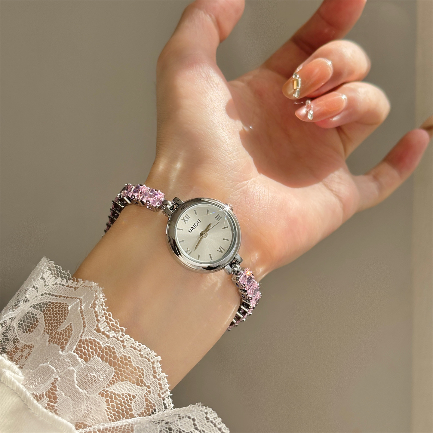 New Fashion Diamond-encrusted  - Luxury Watch Level ulasan dan harga