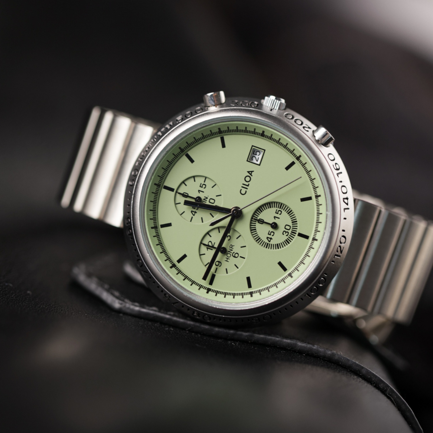 CILOA large dial high-end watc - Luxury Watch Trends 2025 ulasan dan harga