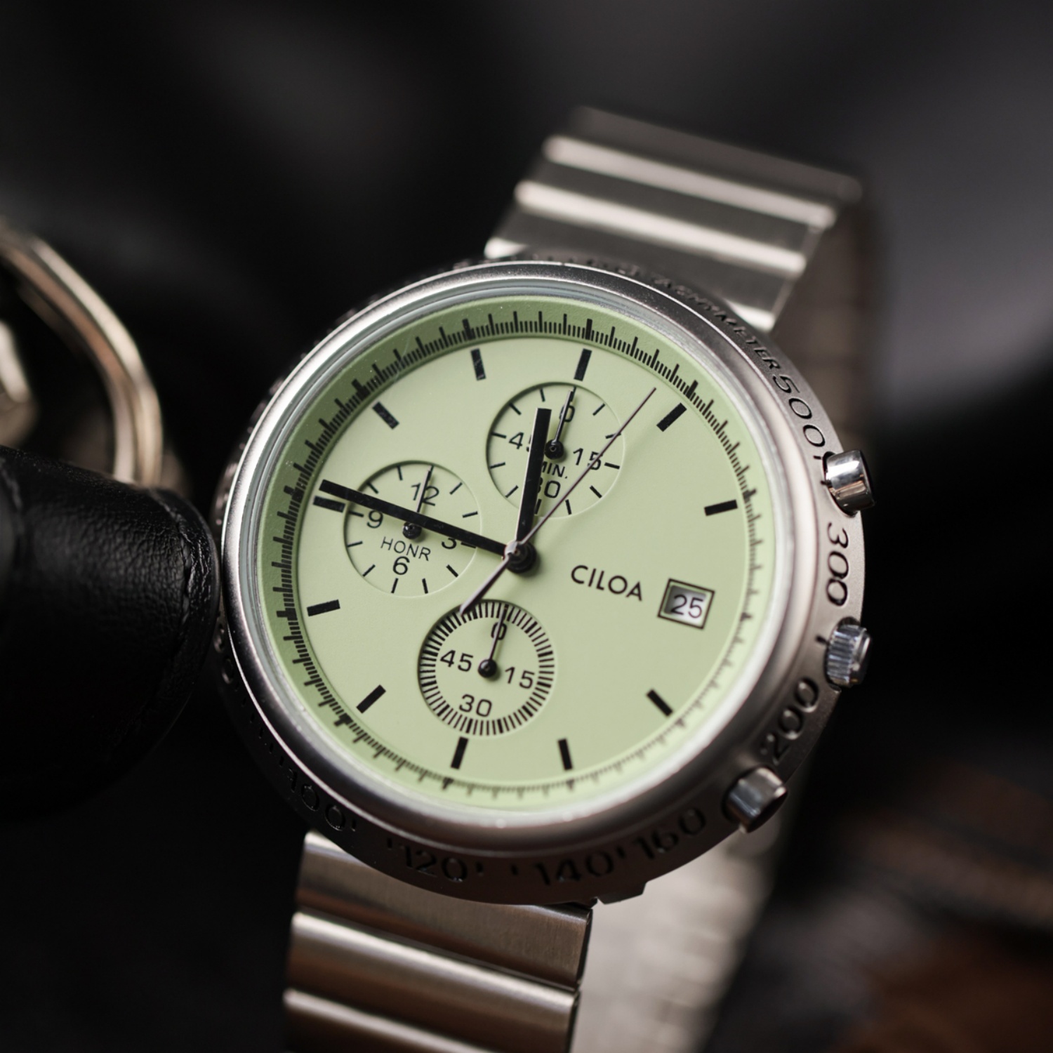 CILOA large dial high-end watc - Luxury Watch Trends 2025 ulasan dan harga